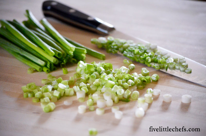 How to freeze green onions
