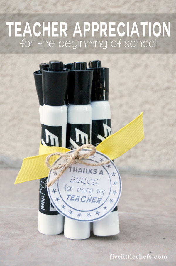 Start the new school year off with teacher appreciation diy gifts with free printable. Teacher gifts are good year round.