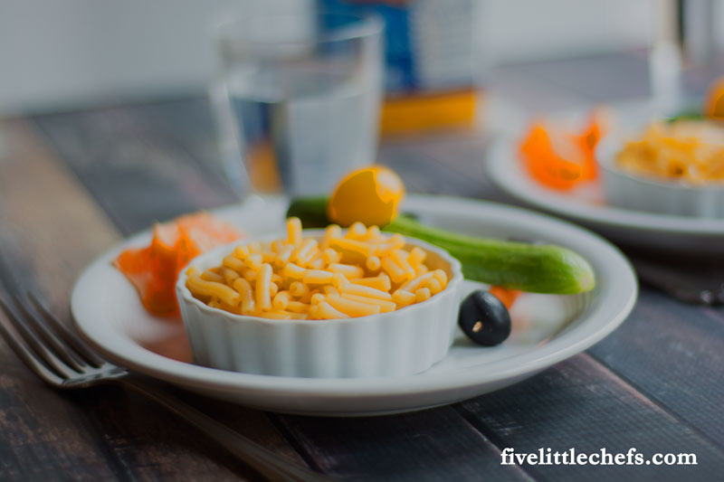 Use Kraft Mac & Cheese to empower your kids to learn to cook. The directions are simple so that they can be successful. Create a veggie mobile, add fruit to round out the meal.