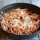 One Pot Pizza Pasta Skillet is a recipe that can be made in 30 minutes. This is one of those easy recipes for busy families. Go ahead and add more cheese if you love it extra cheesy!